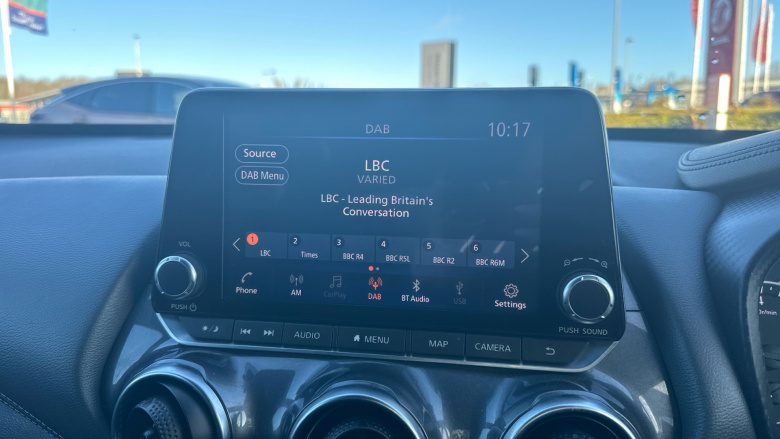 Nissan Juke 1.0 DiG-T 114 Tekna 5dr Petrol Hatchback